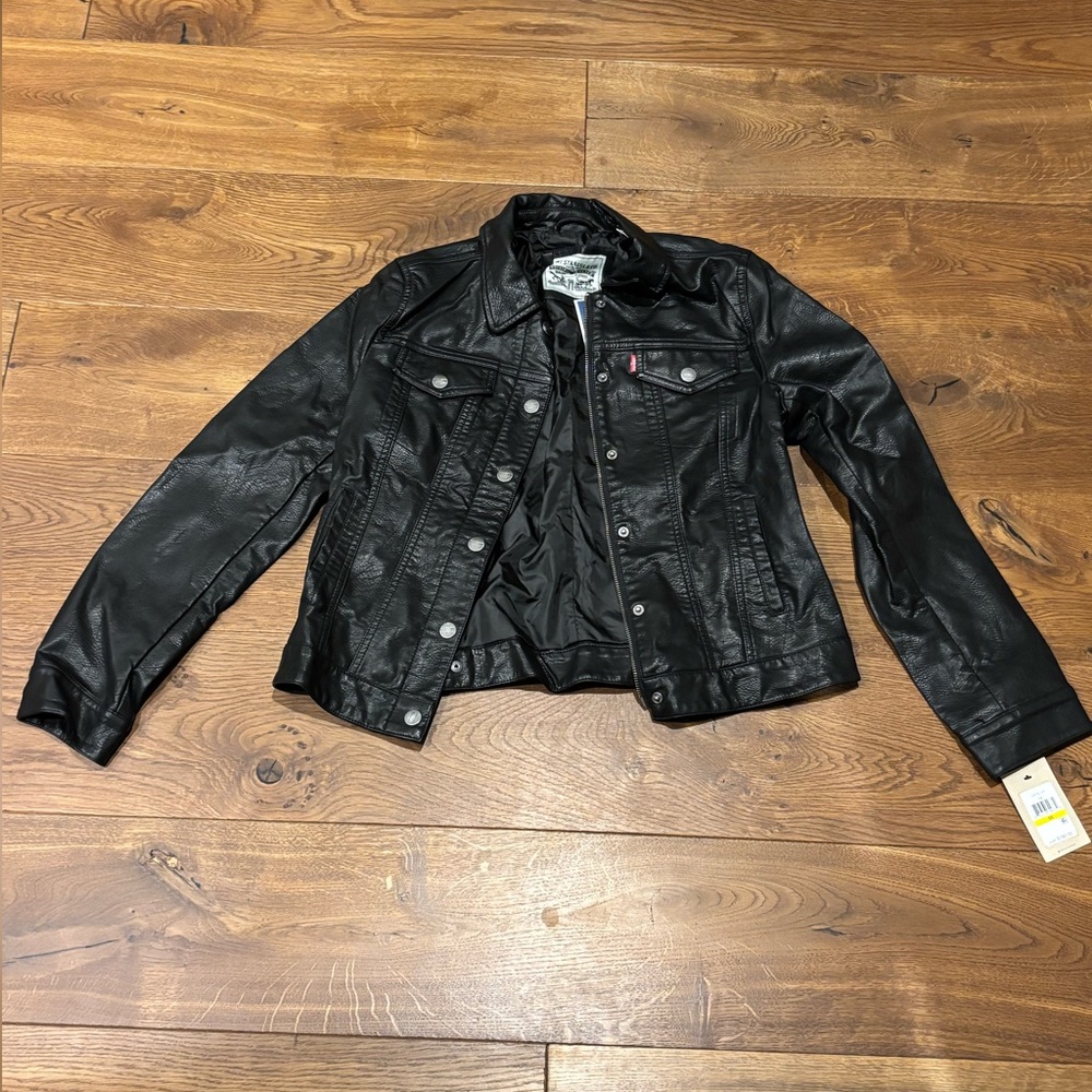 Levi’s Faux Leather Trucker Jacket Womens, Black, Medium